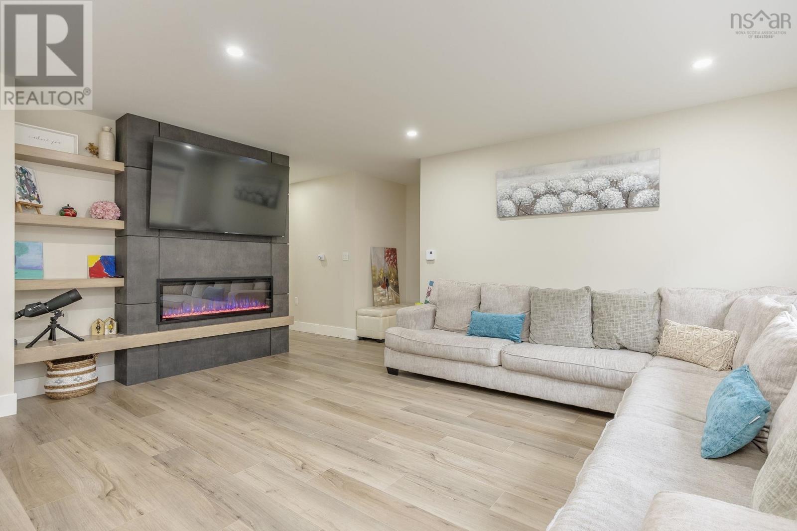 Property 6 of 27 of 178 Rivercrest Lane