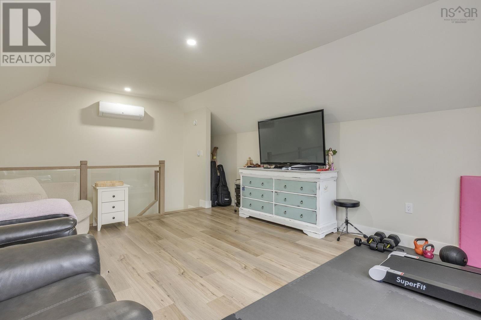 Property 23 of 27 of 178 Rivercrest Lane