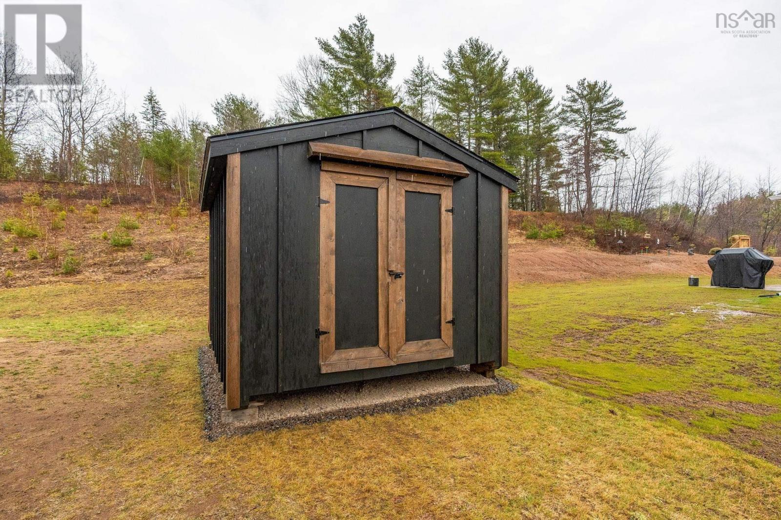 Property 25 of 27 of 178 Rivercrest Lane