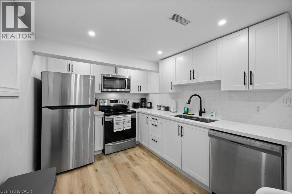 830 MOHAWK Road E - 28