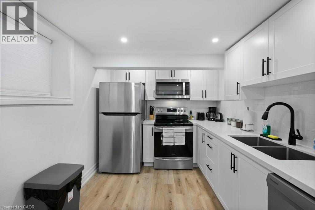 830 MOHAWK Road E - 29