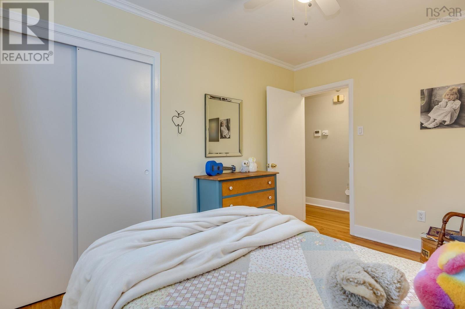 Property 24 of 43 of 21 Lawnsdale Drive