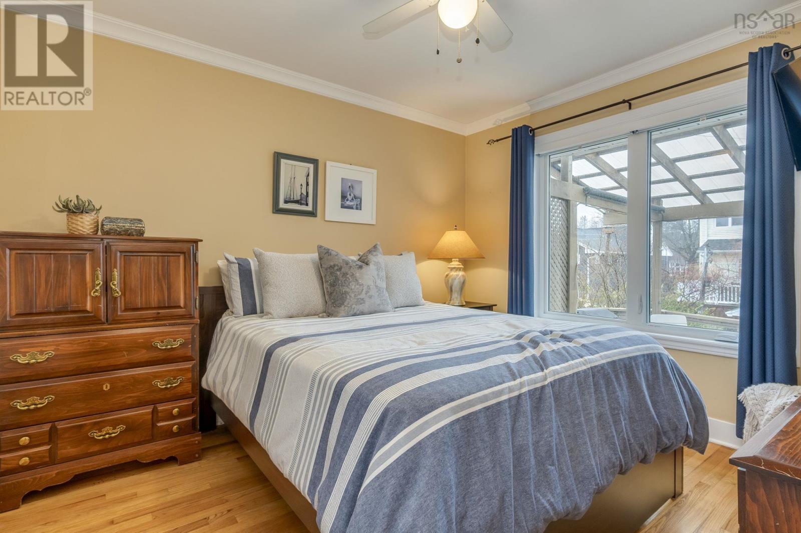 Property 26 of 43 of 21 Lawnsdale Drive