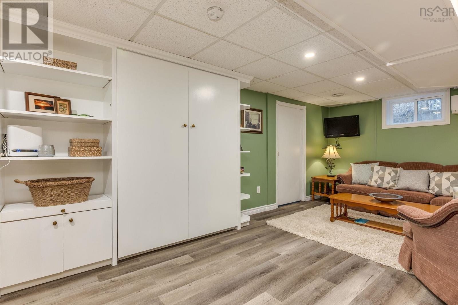 Property 29 of 43 of 21 Lawnsdale Drive