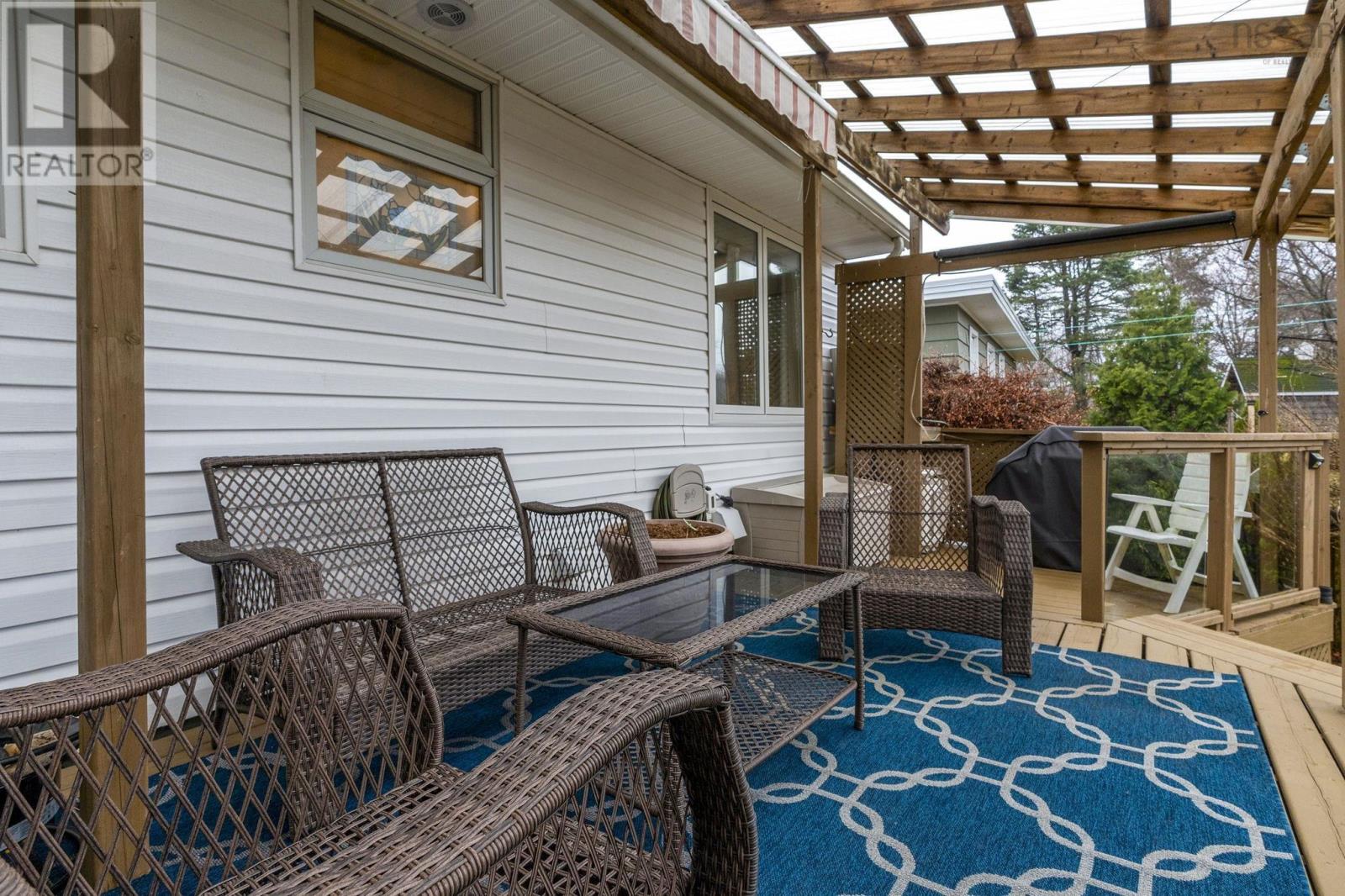 Property 34 of 43 of 21 Lawnsdale Drive