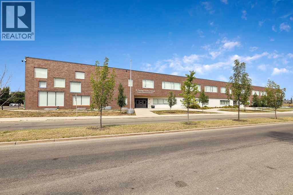 Single Family House for Sale in  Cramond Green SE Cranston Calgary 