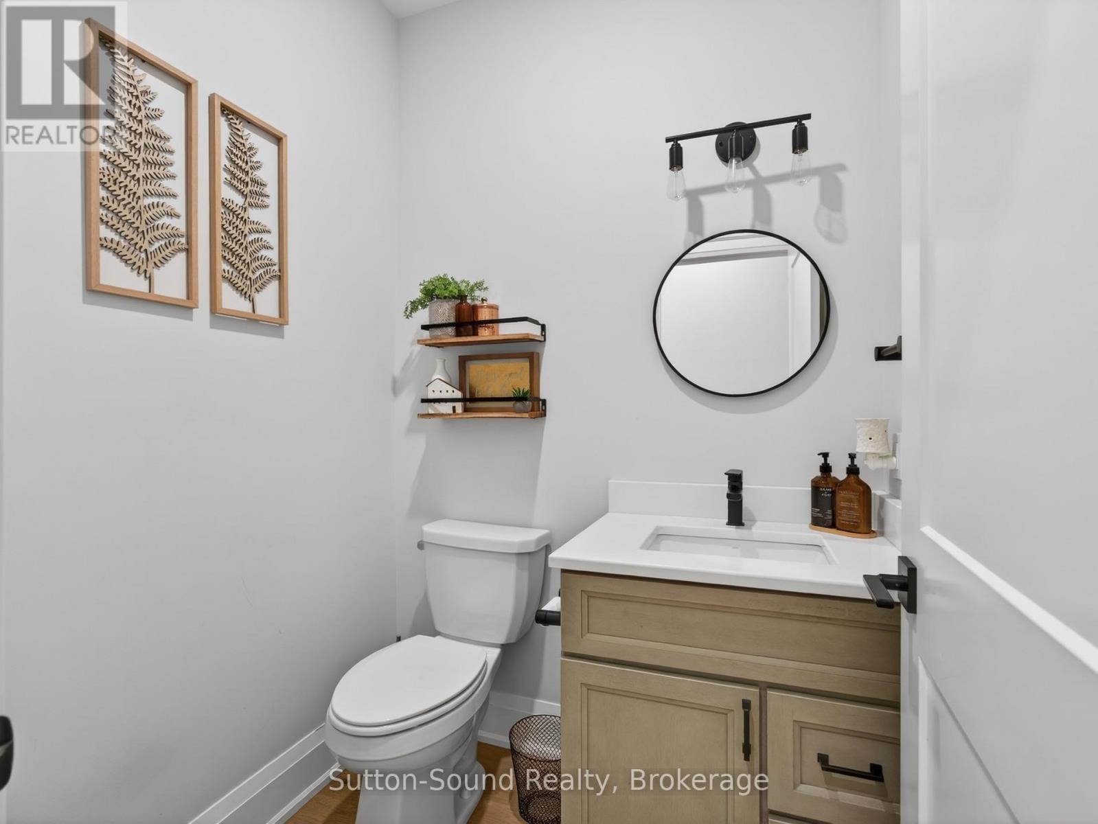240 BRUCE STREET - 7