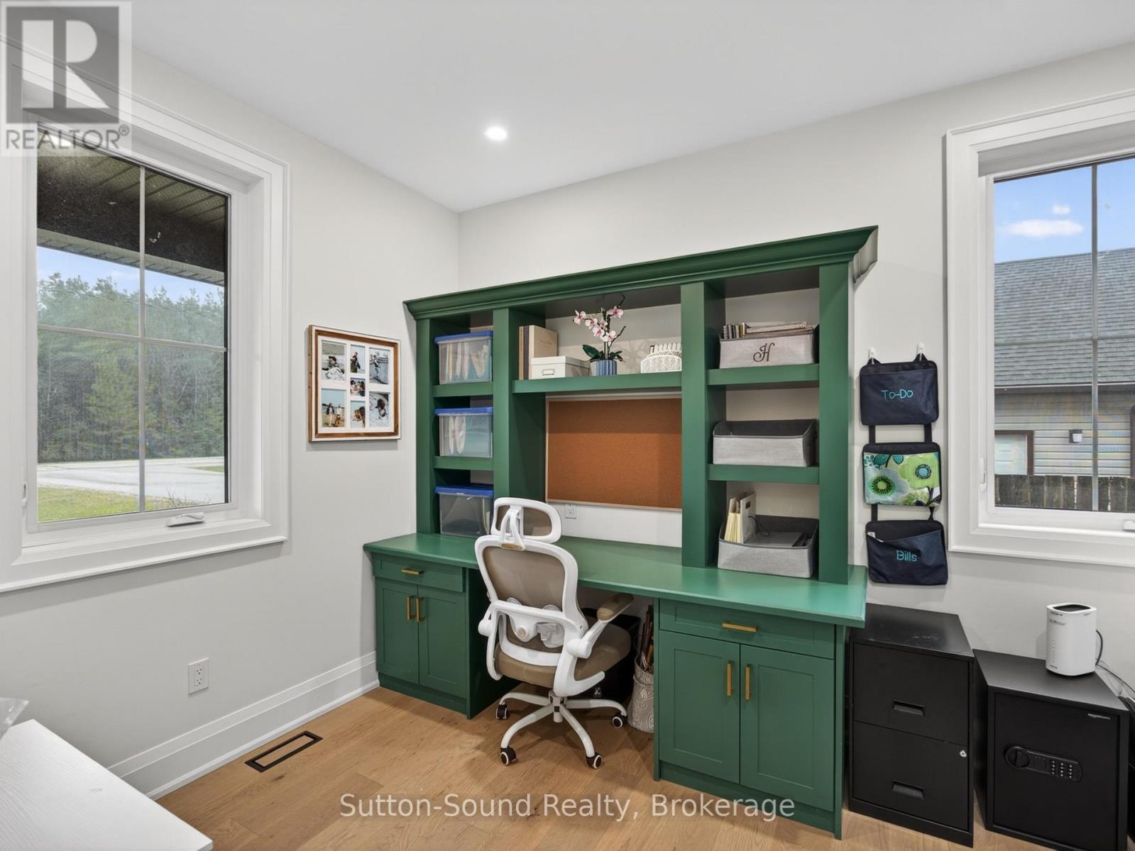 240 BRUCE STREET - 8