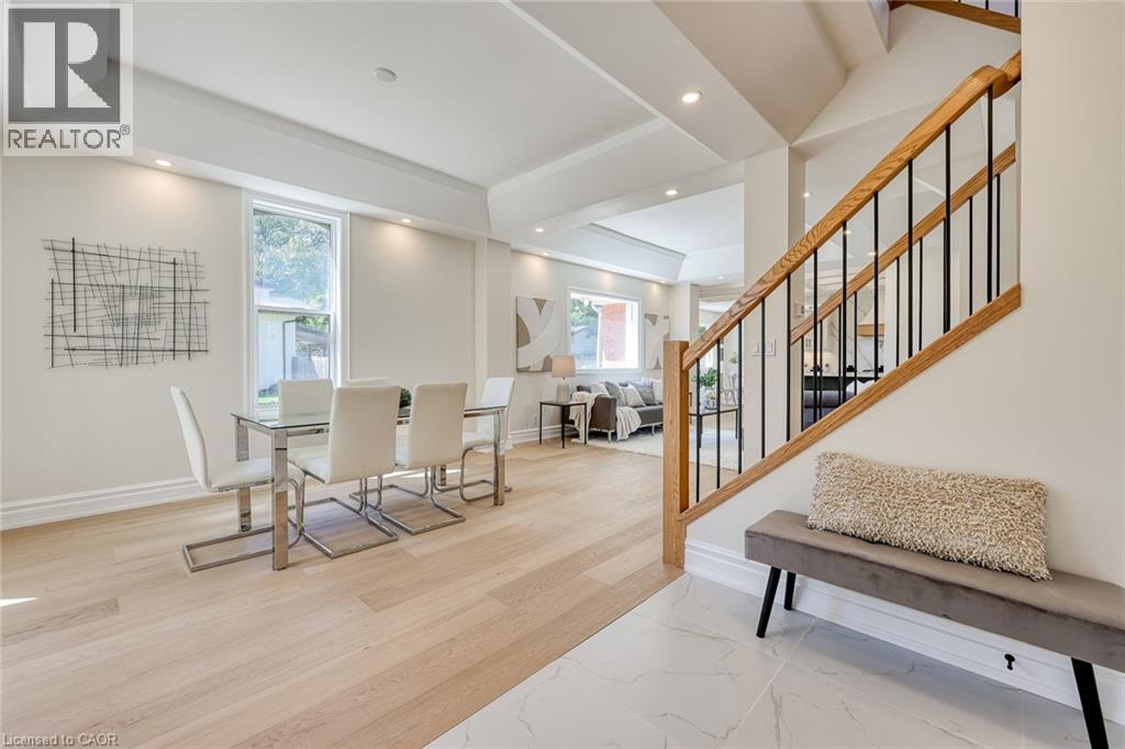 152 BLANDFORD Street - 13