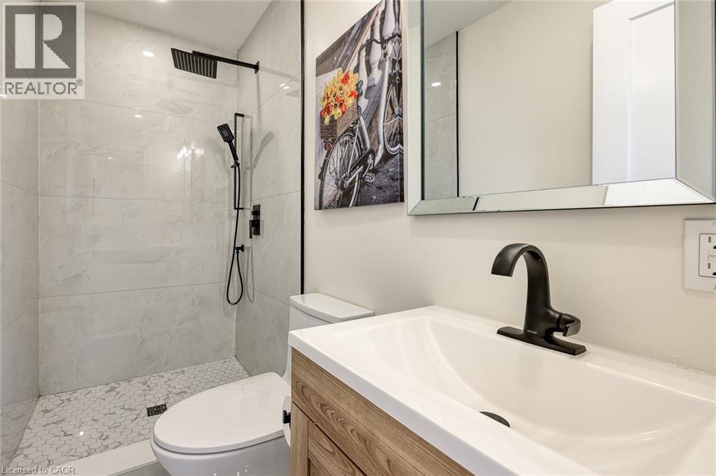 152 BLANDFORD Street - 34