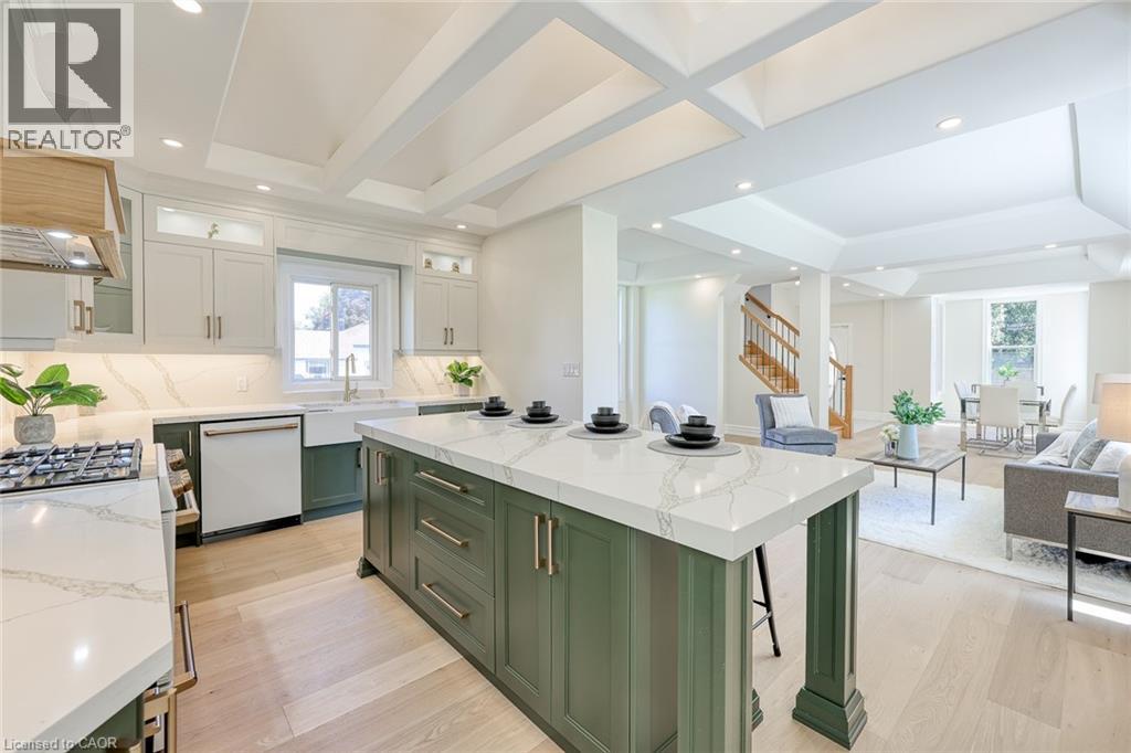 152 BLANDFORD Street - 23