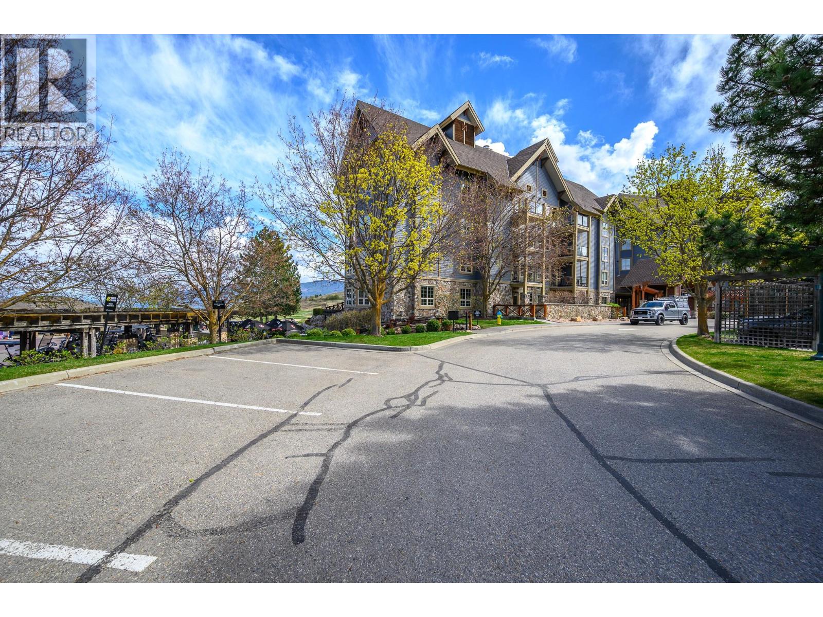 107 Village Centre Court Unit# 217, Vernon