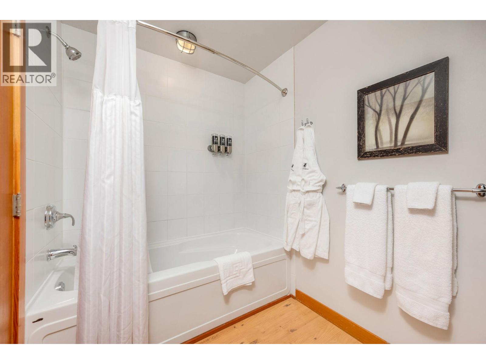 107 Village Centre Court Unit# 217, Vernon