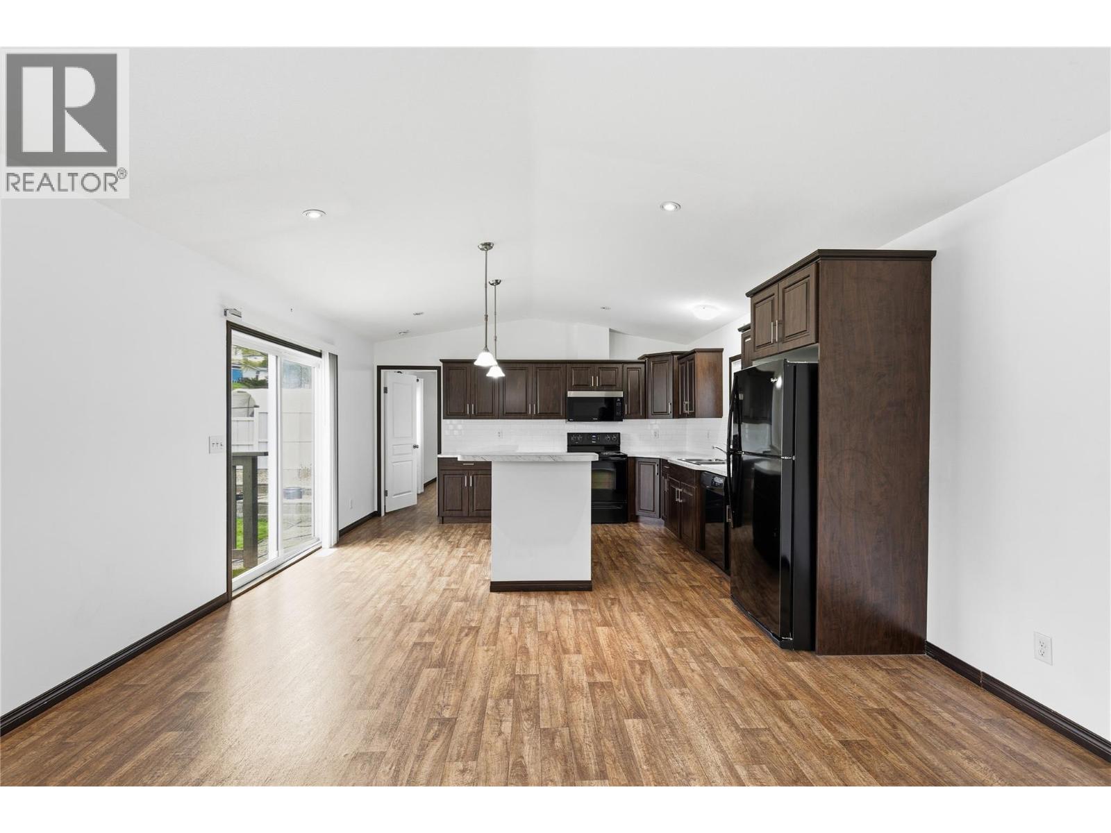 #202 15401 KALAMALKA ROAD - 8