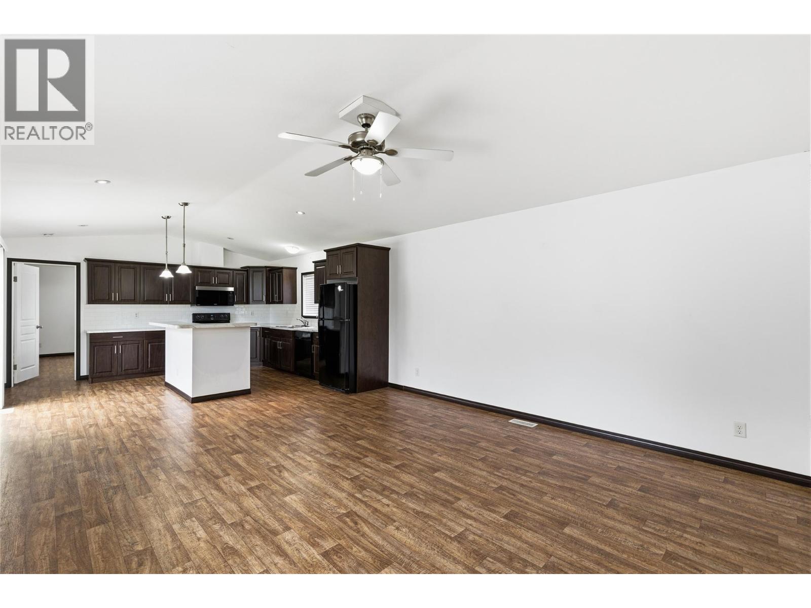 #202 15401 KALAMALKA ROAD - 7