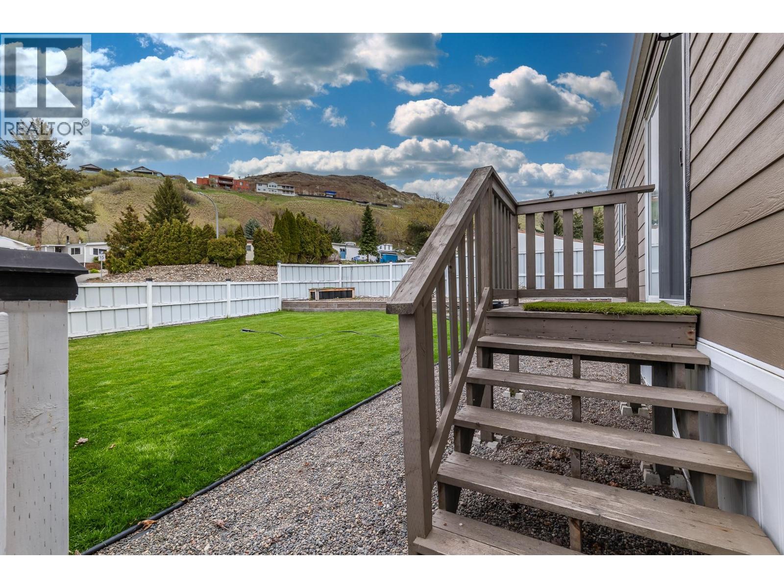 #202 15401 KALAMALKA ROAD - 39