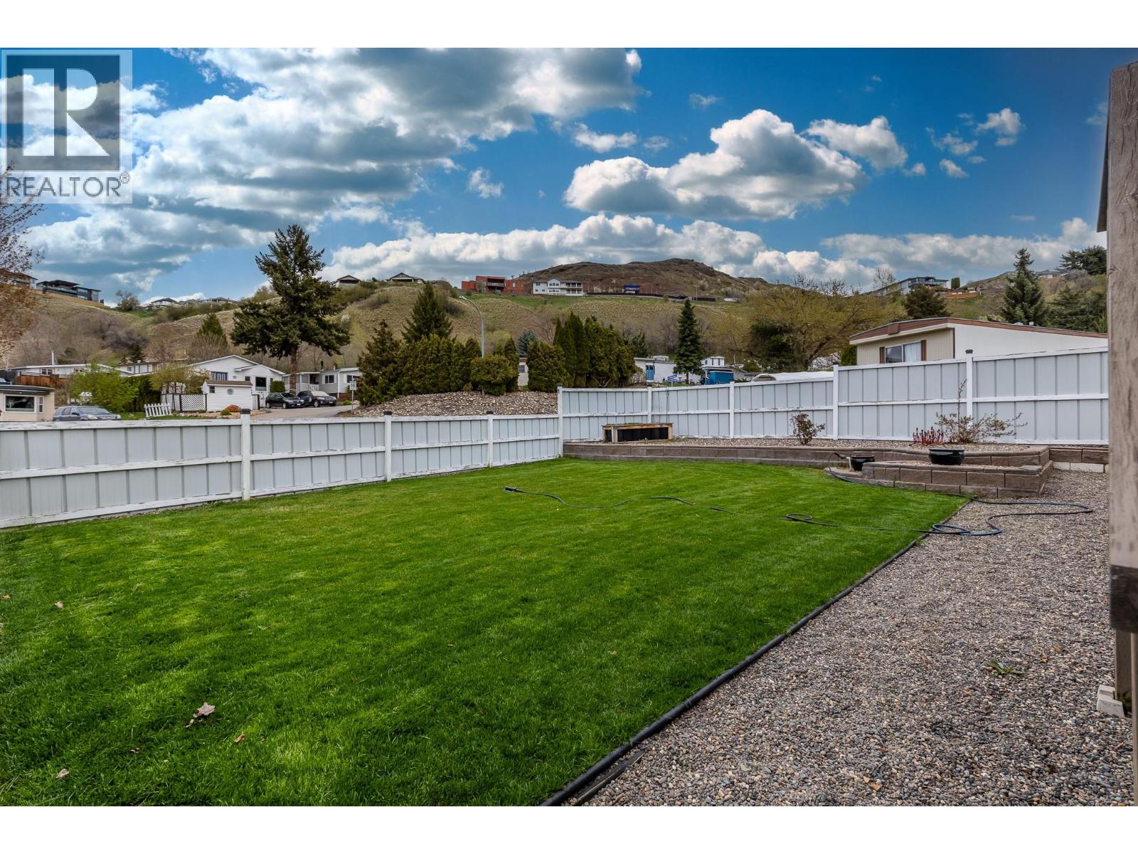 #202 15401 KALAMALKA ROAD - 40