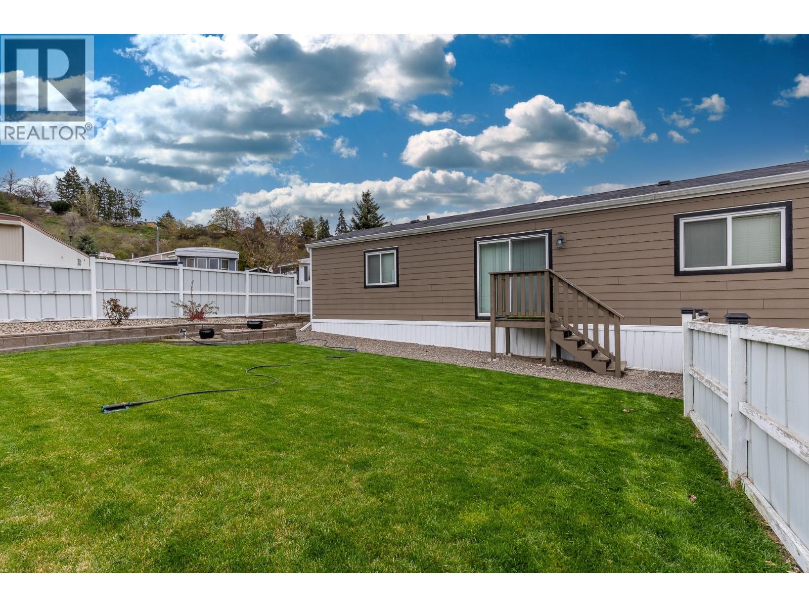 #202 15401 KALAMALKA ROAD - 41