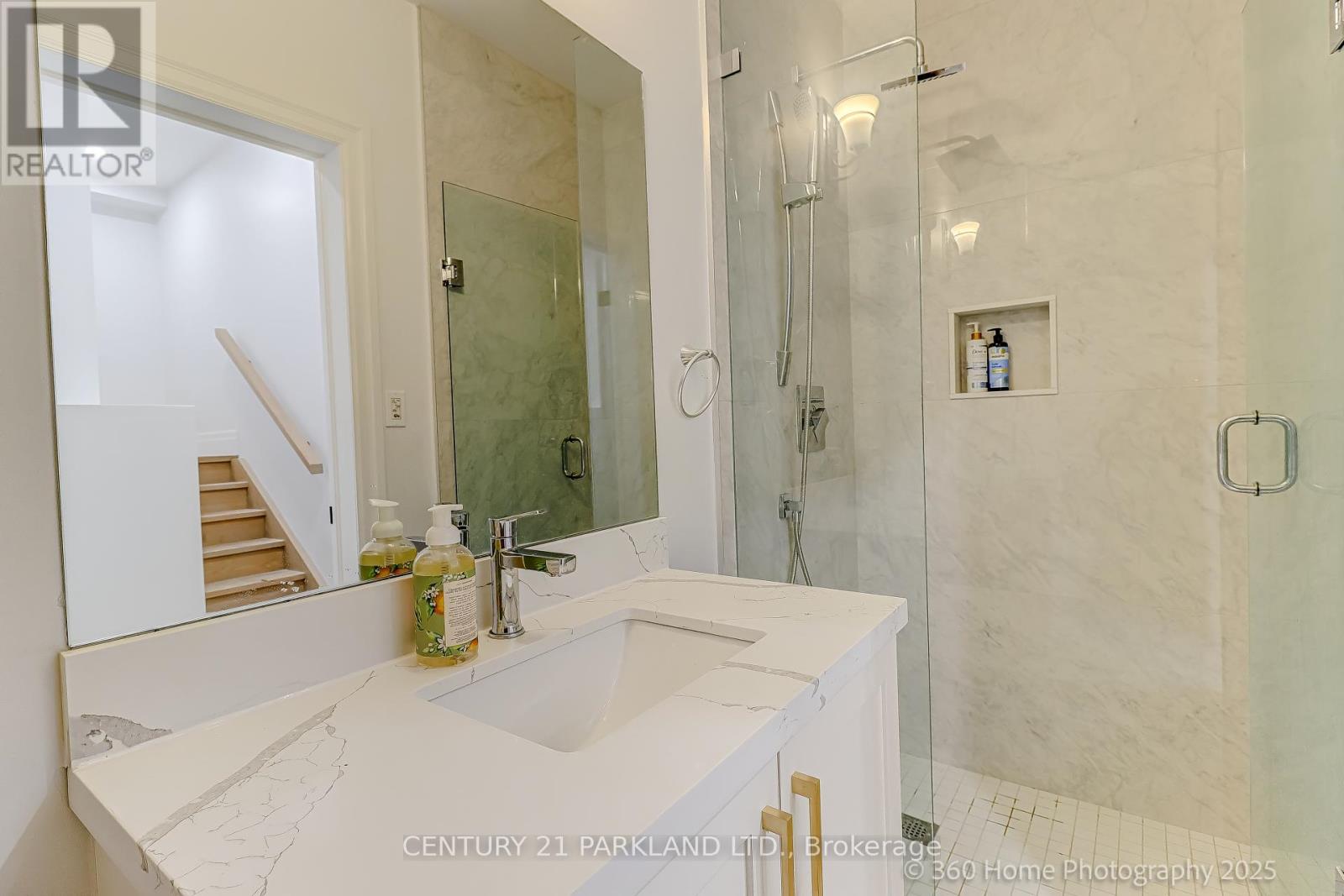 Lower level 3pc