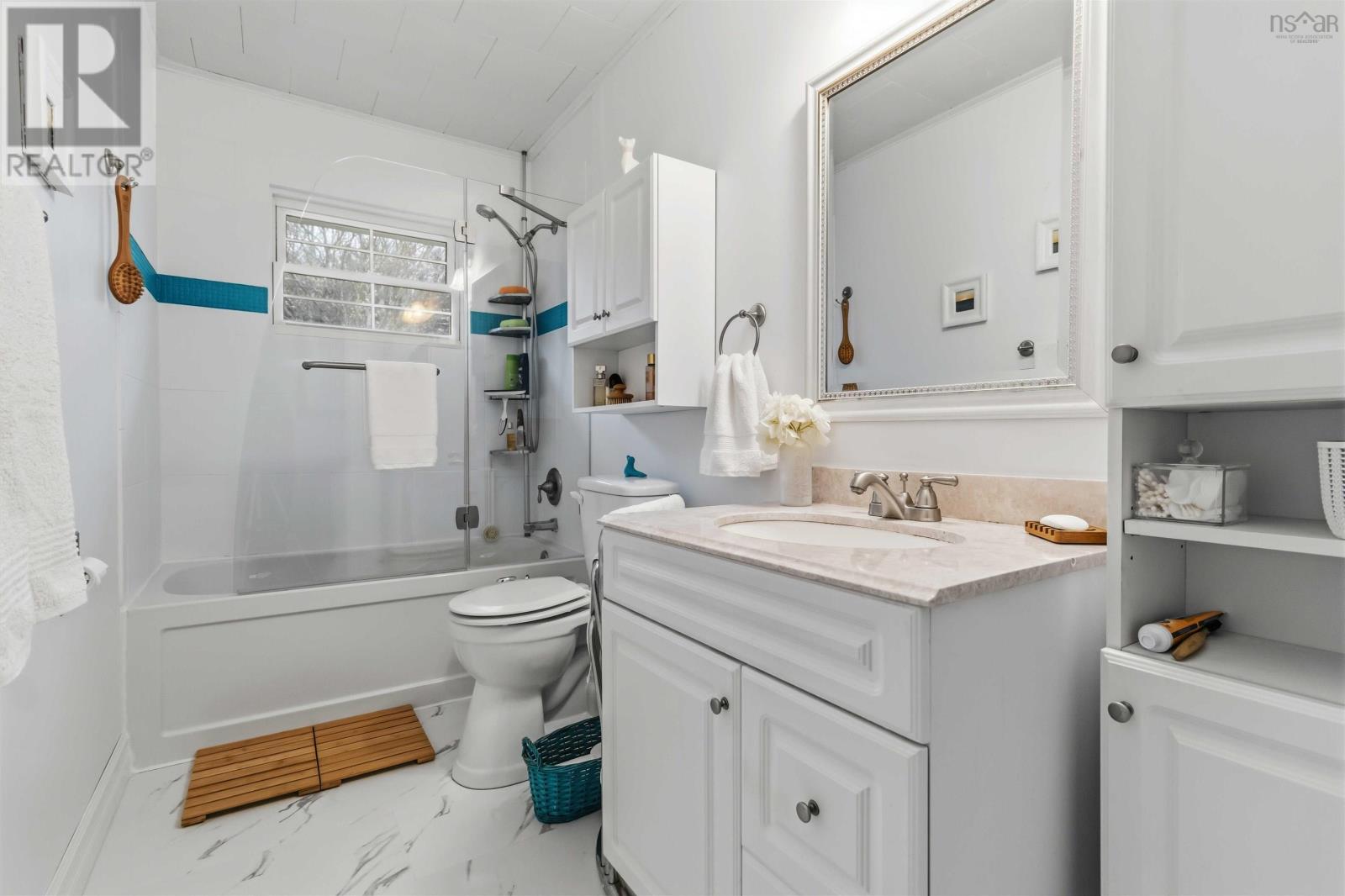 Property 26 of 51 of 55 RICHARDSON Street