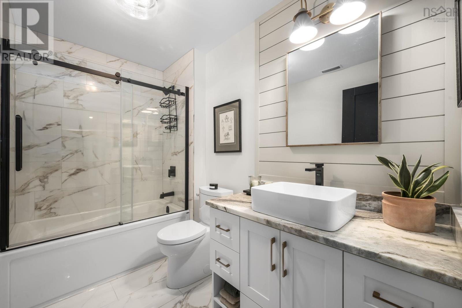 Property 32 of 50 of 628 Sandwick Drive