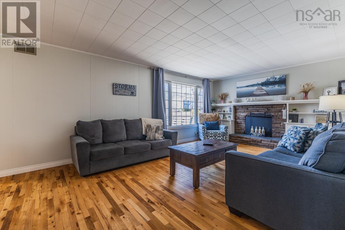 Property 21 of 38 of 56 Regent Street