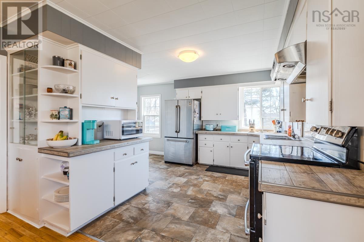 Property 7 of 38 of 56 Regent Street