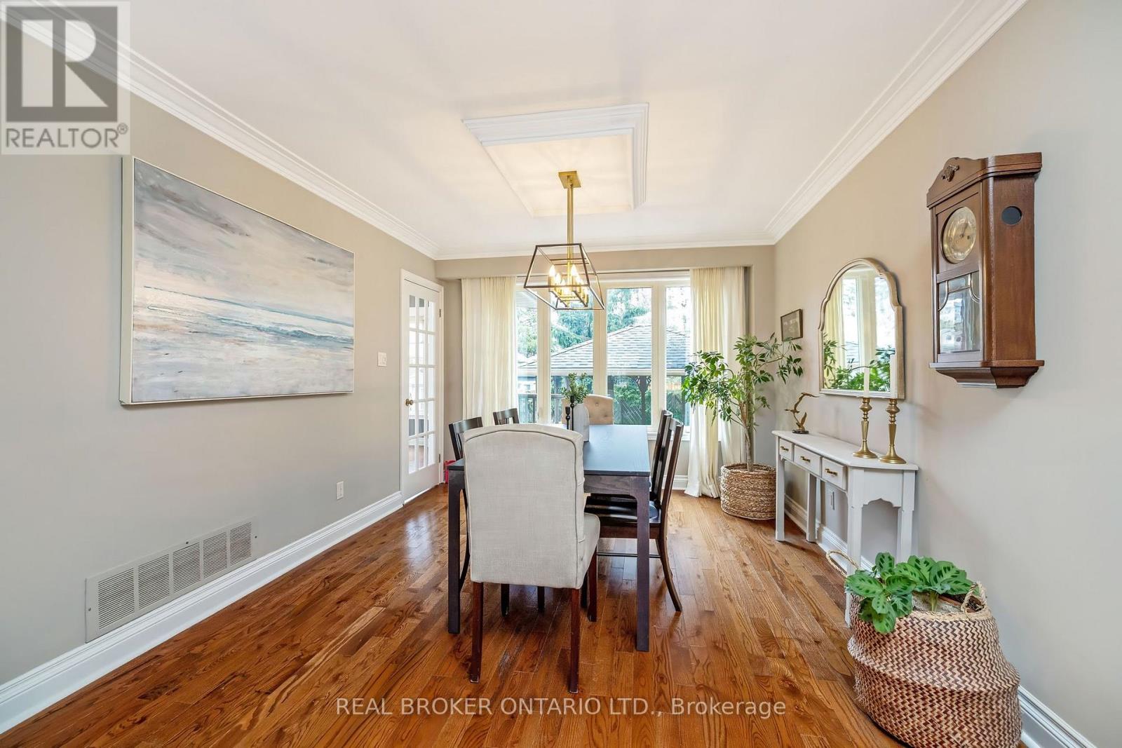 352 BROADWAY AVENUE - 10