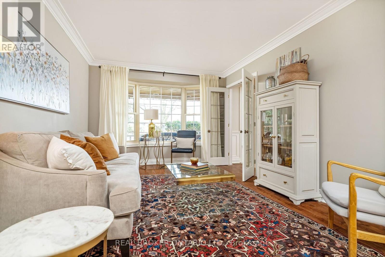 352 BROADWAY AVENUE - 8