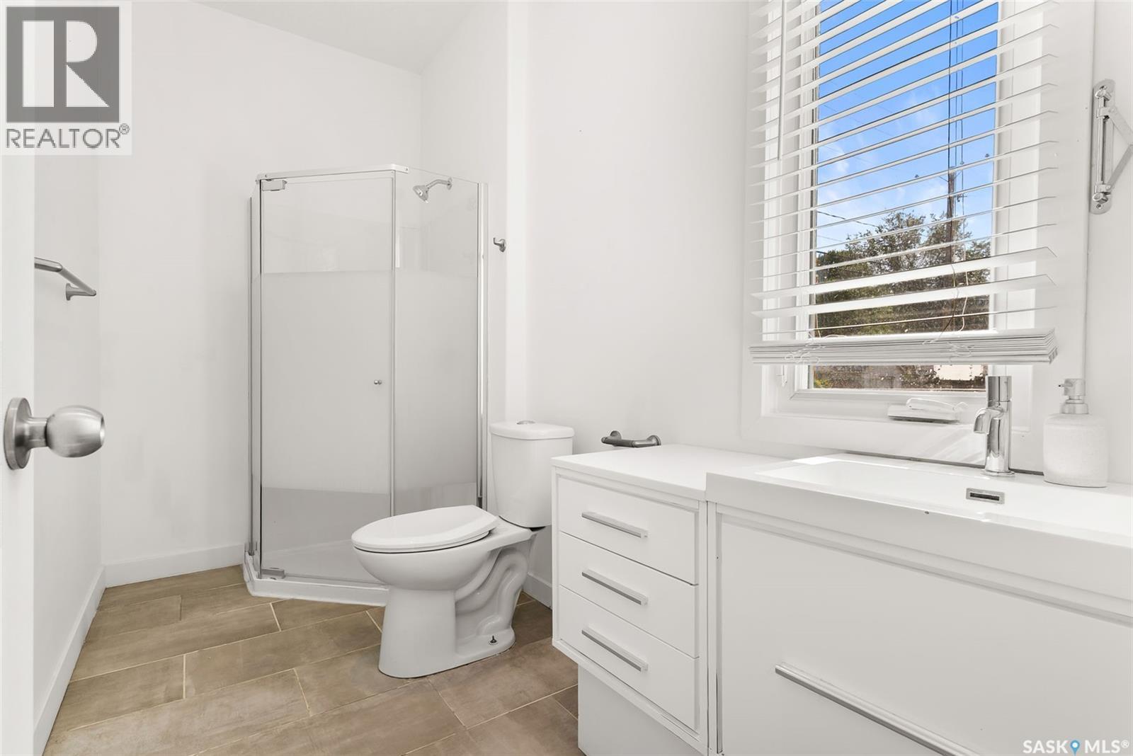2358 Montreal STREET - 15