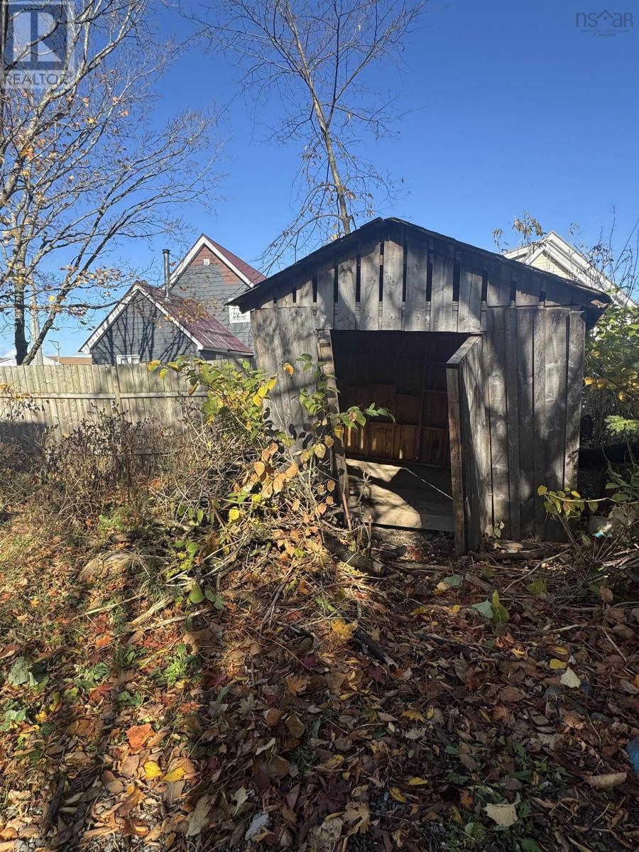 Property 30 of 32 of 13 Centre Street