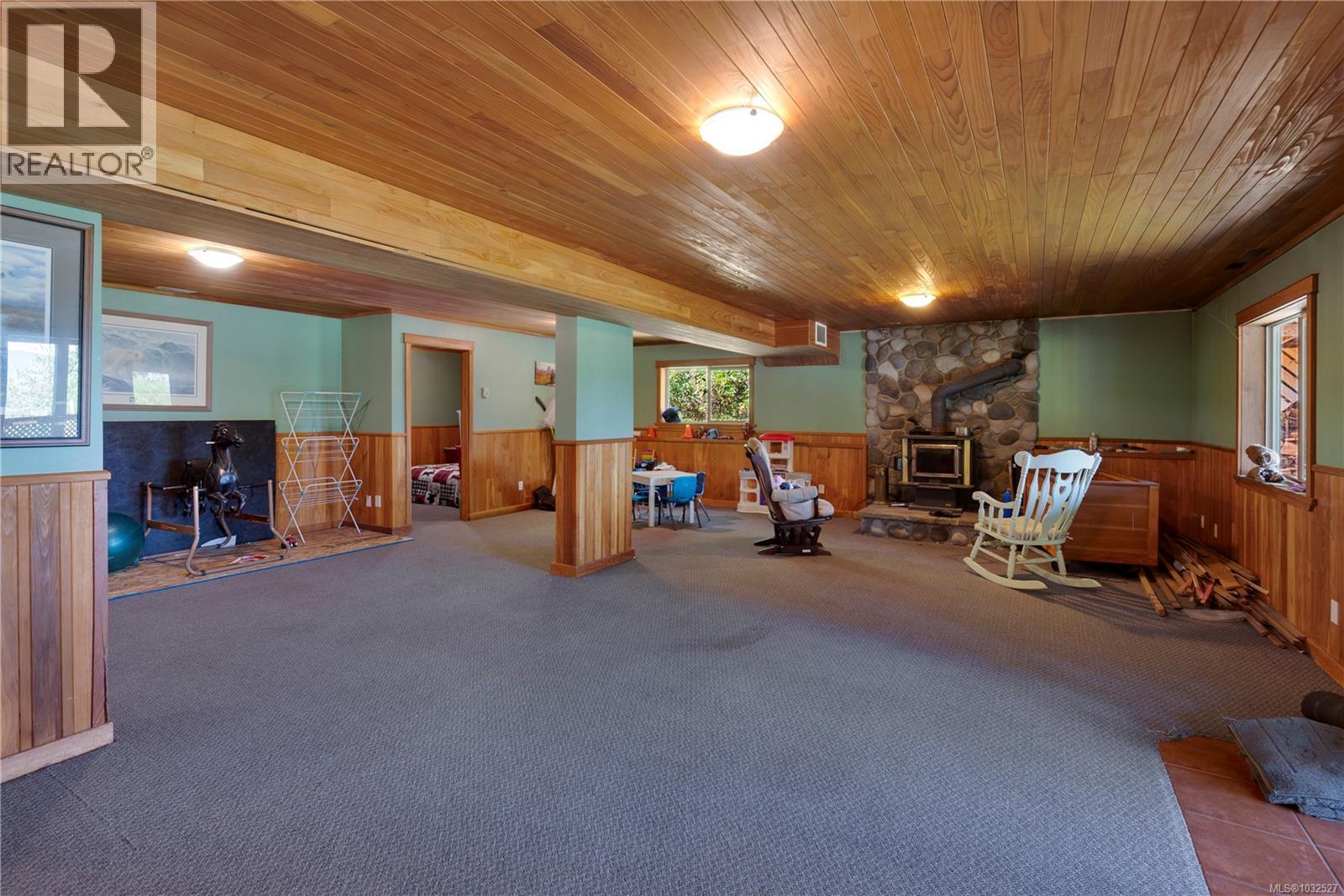 1205 CHERRY POINT RD - 27