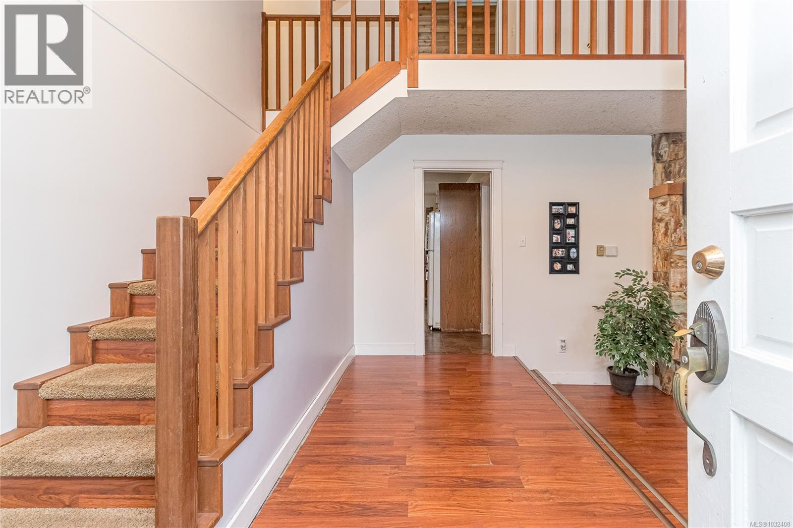 1693 Willow Glen Pl - Image 3