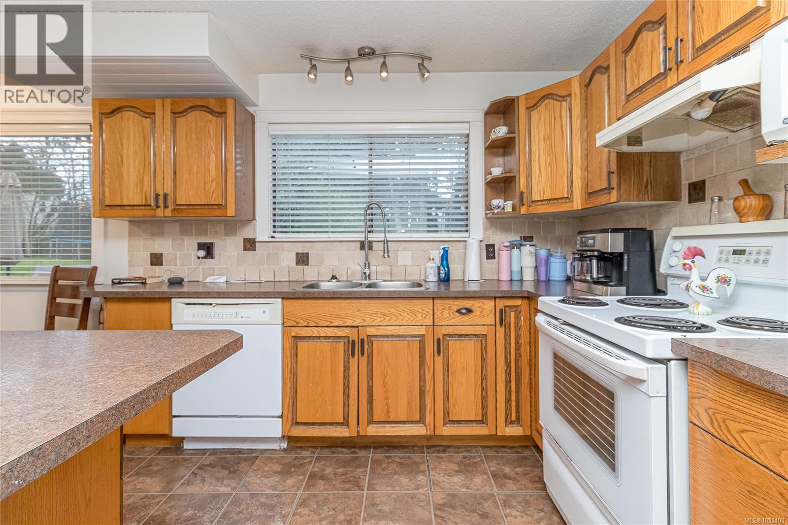 1693 Willow Glen Pl - 8