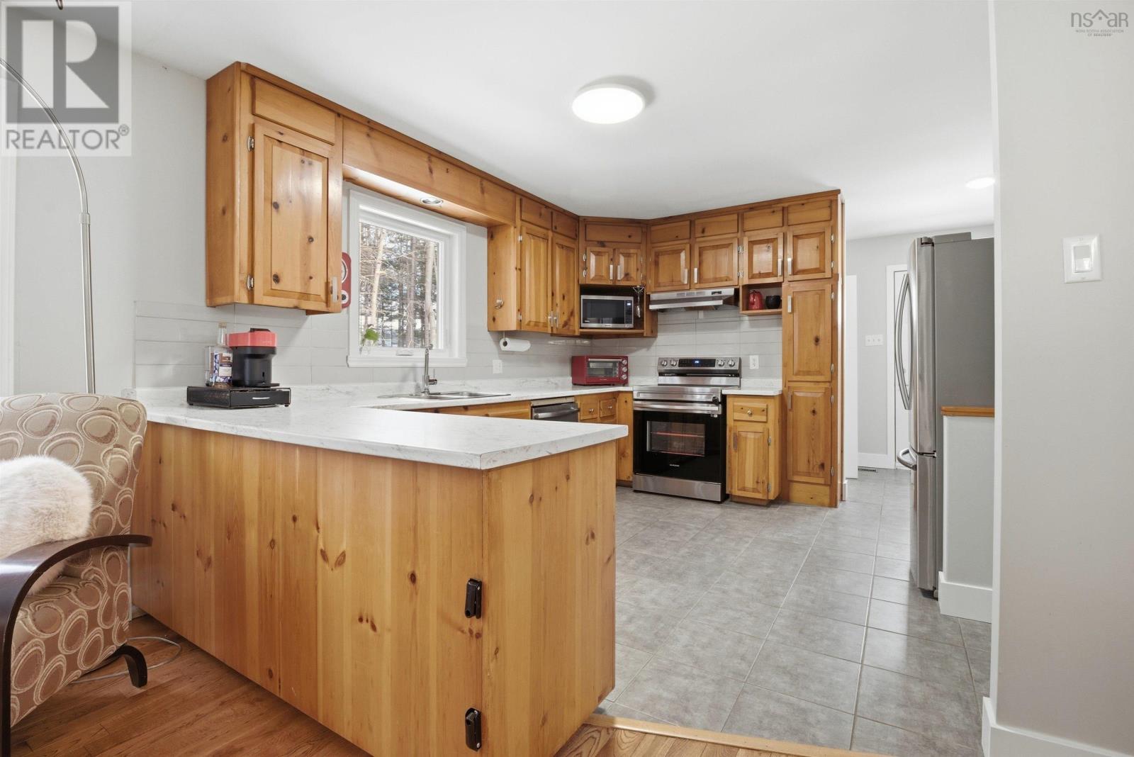 Property 8 of 33 of 17 Sprucewood Avenue