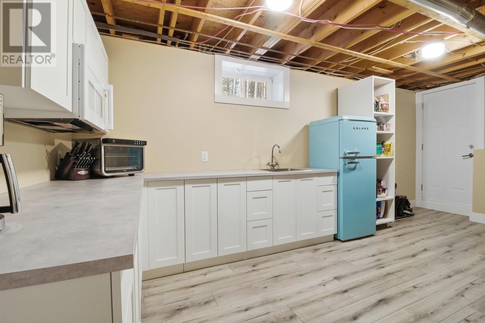 Property 24 of 33 of 17 Sprucewood Avenue