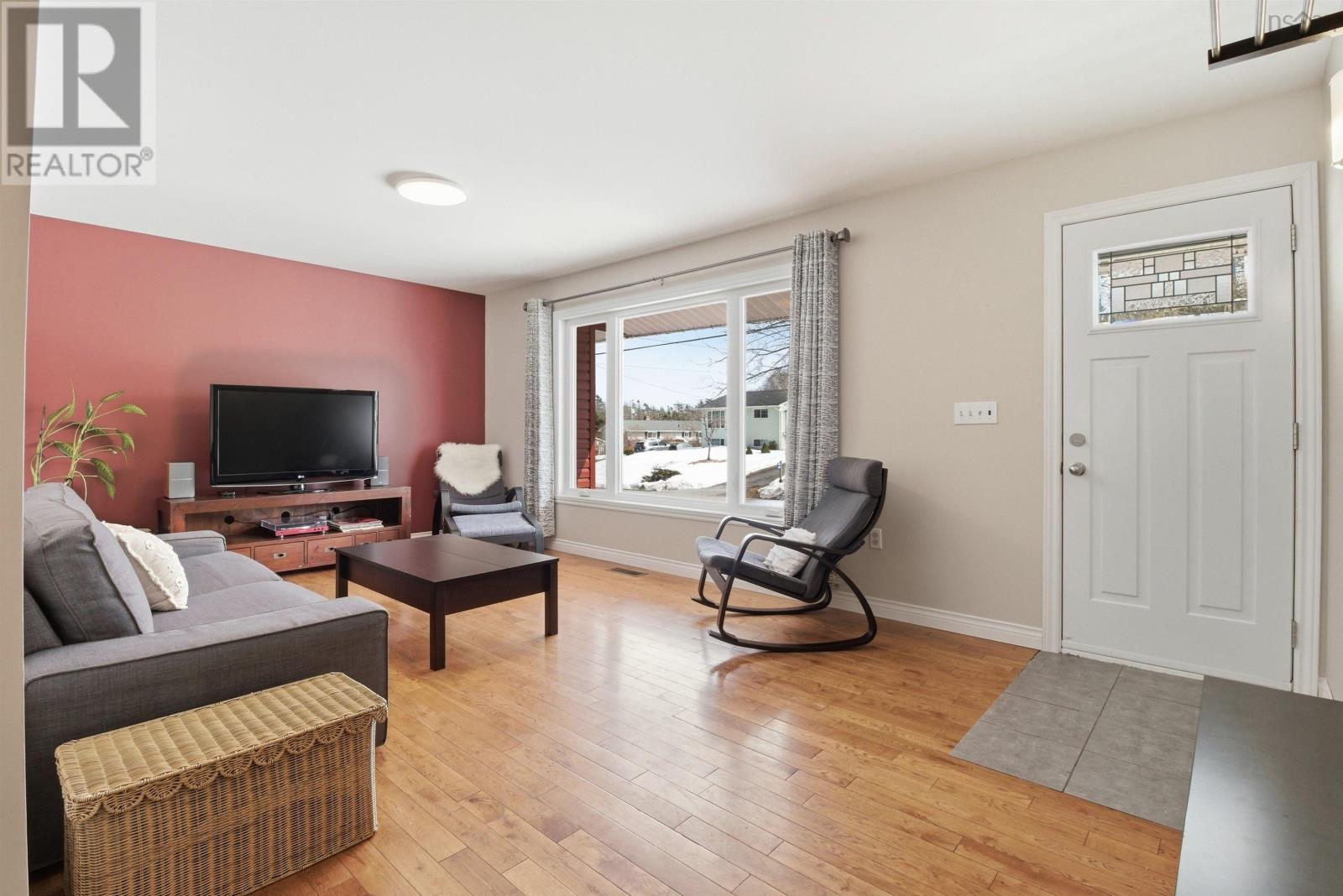 Property 3 of 33 of 17 Sprucewood Avenue