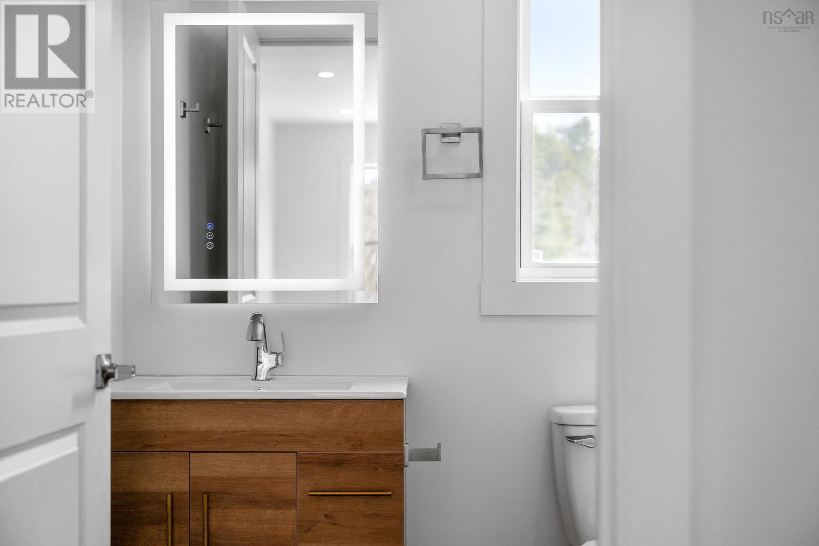 Property 40 of 50 of 125 Burkes Road