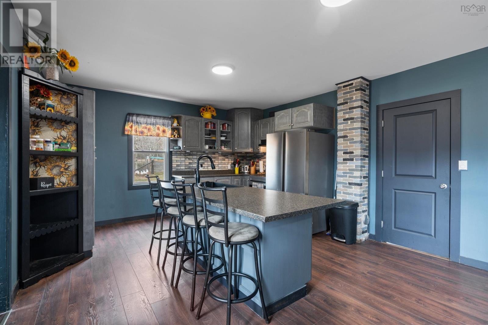 Property 25 of 36 of 16236 Highway 316