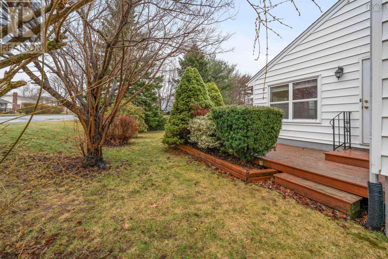 Property 38 of 44 of 74 Louisburg Lane