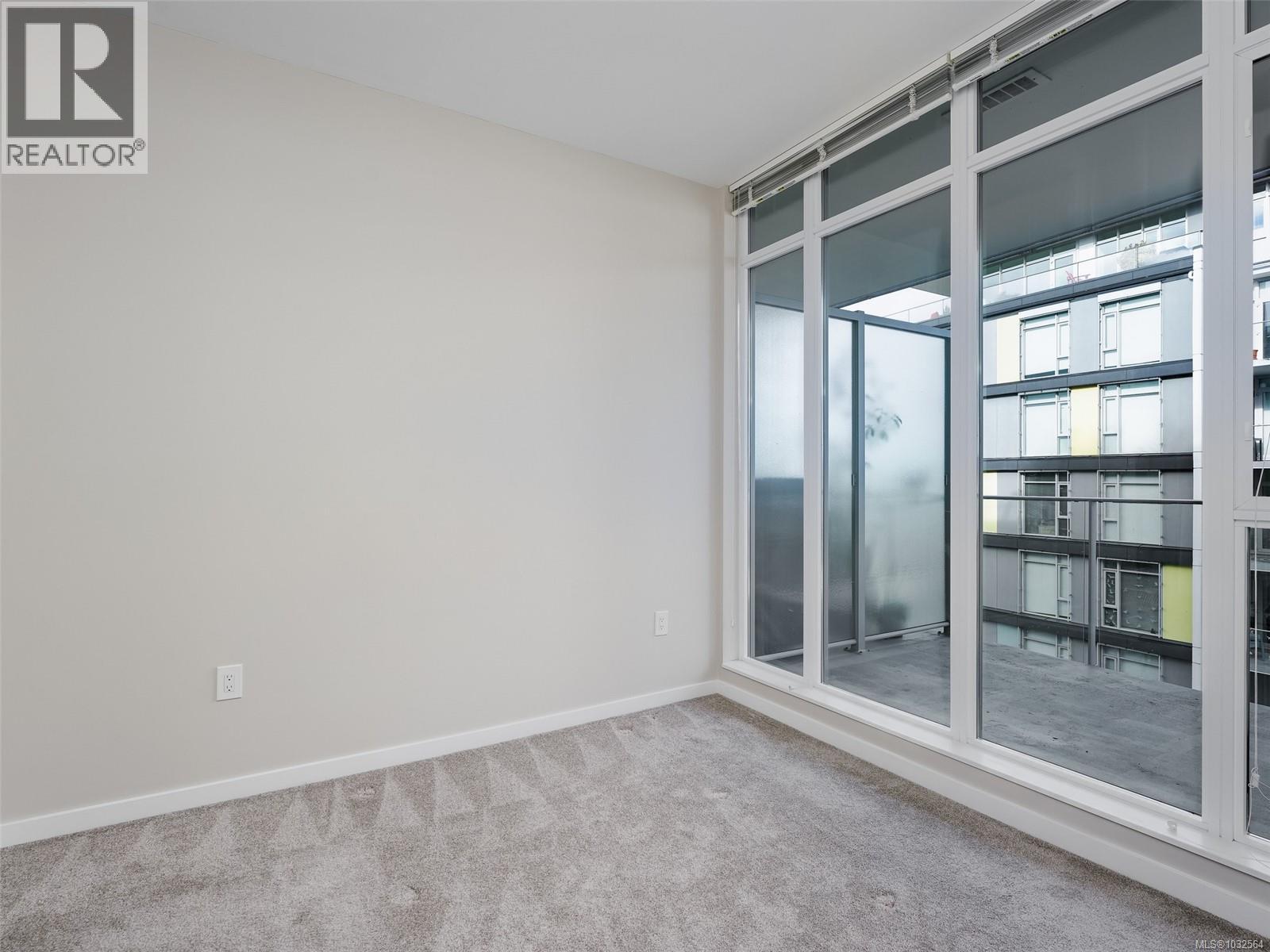 705 373 Tyee Road, Victoria