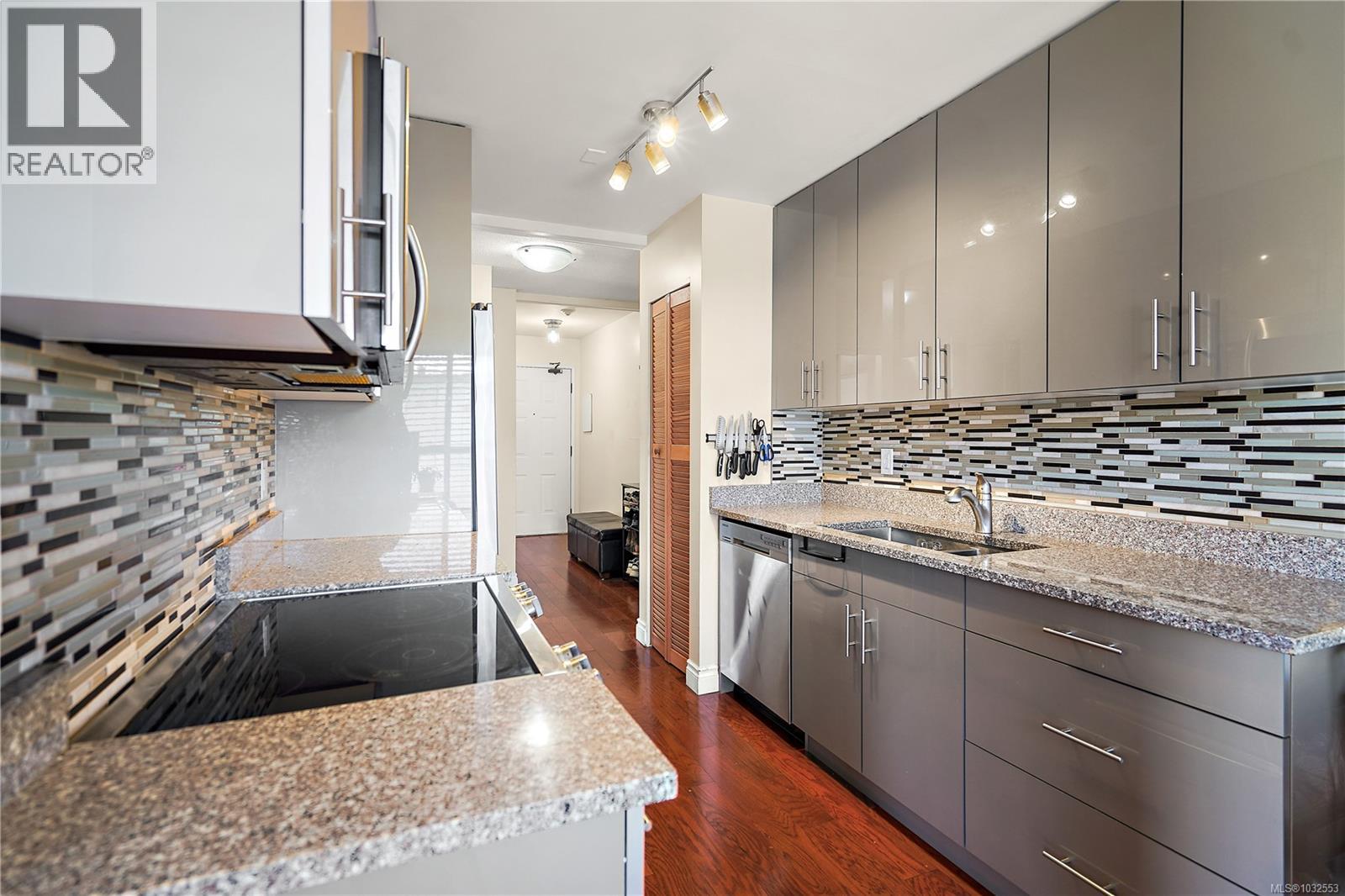 410 2529 Wark Street, Victoria