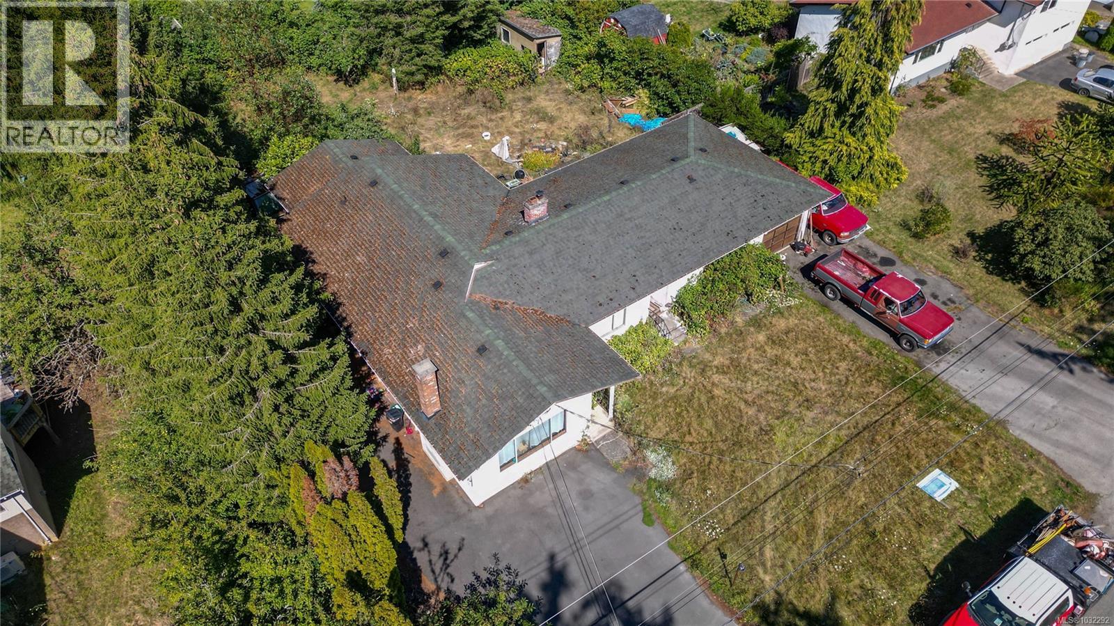 1146 Sluggett Rd, Central Saanich