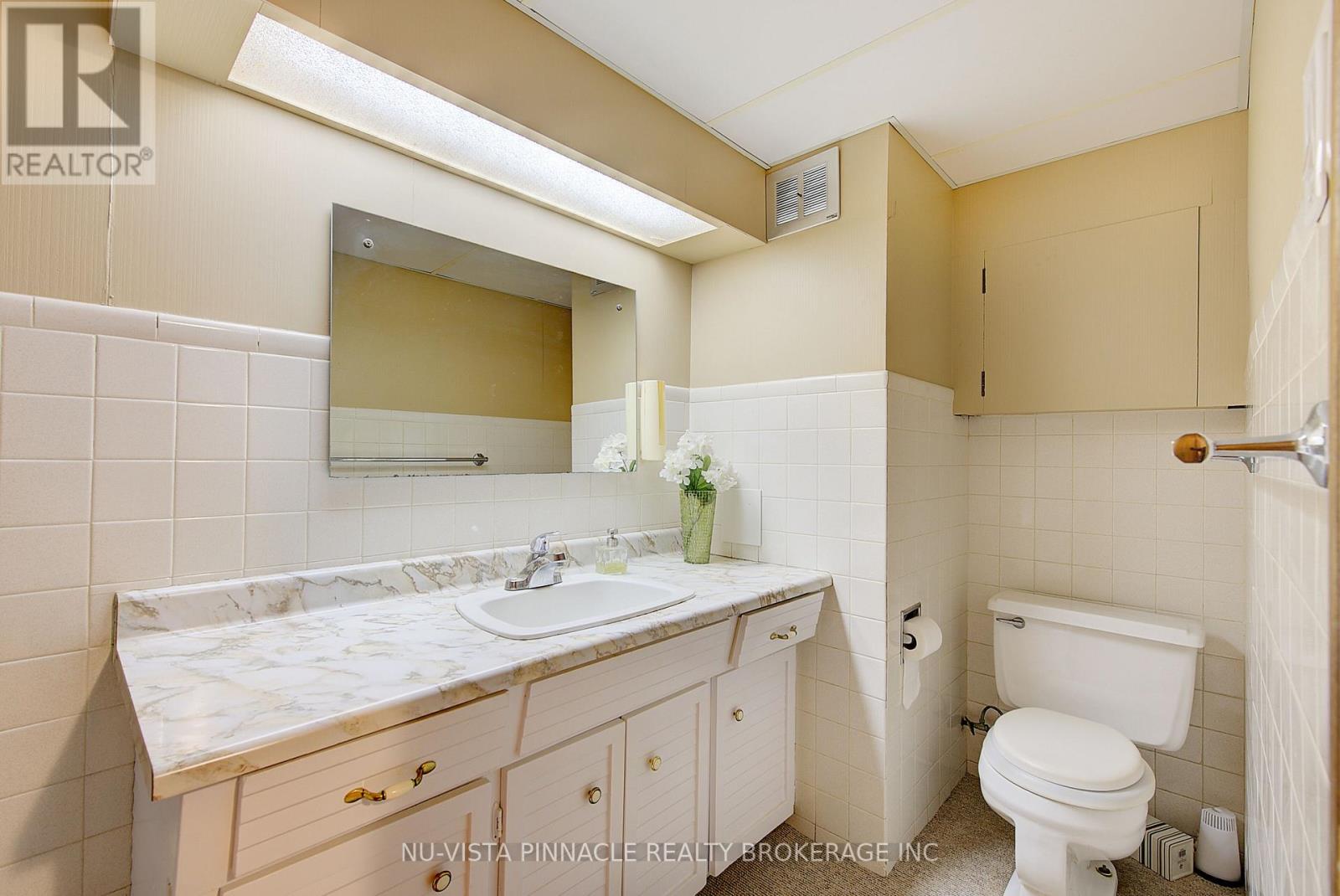 21752 RICHMOND STREET Property Photo