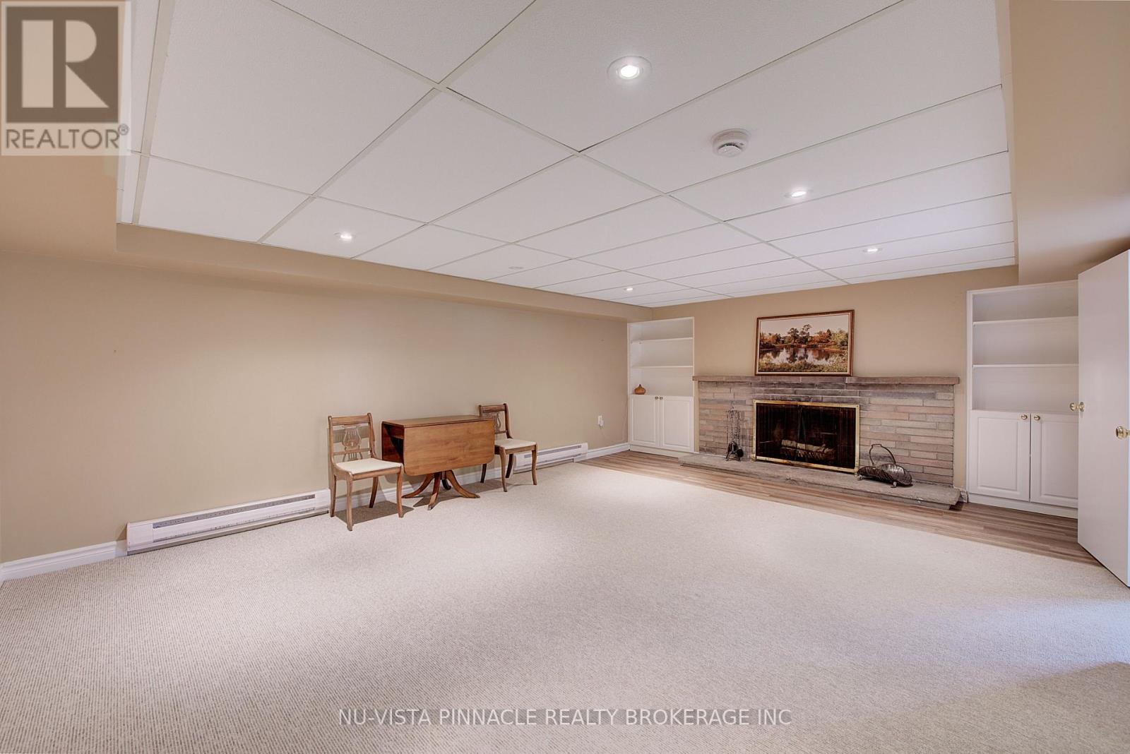 21752 RICHMOND STREET Property Photo