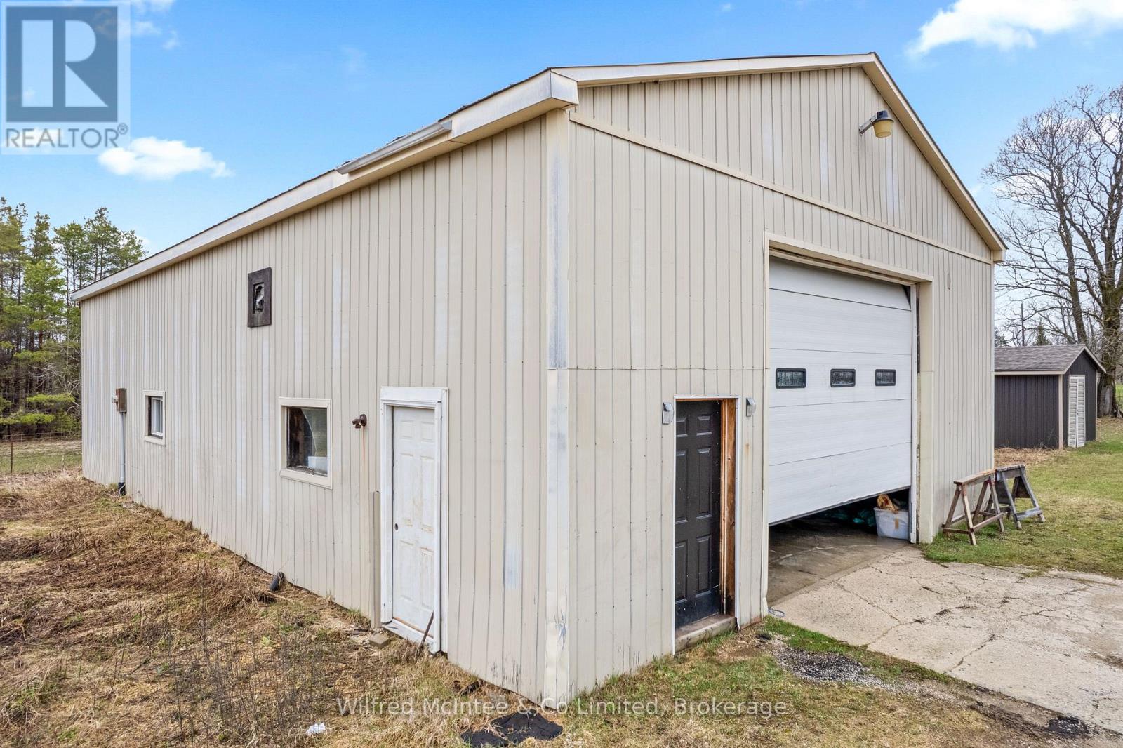333424 CONCESSION 1 - 4