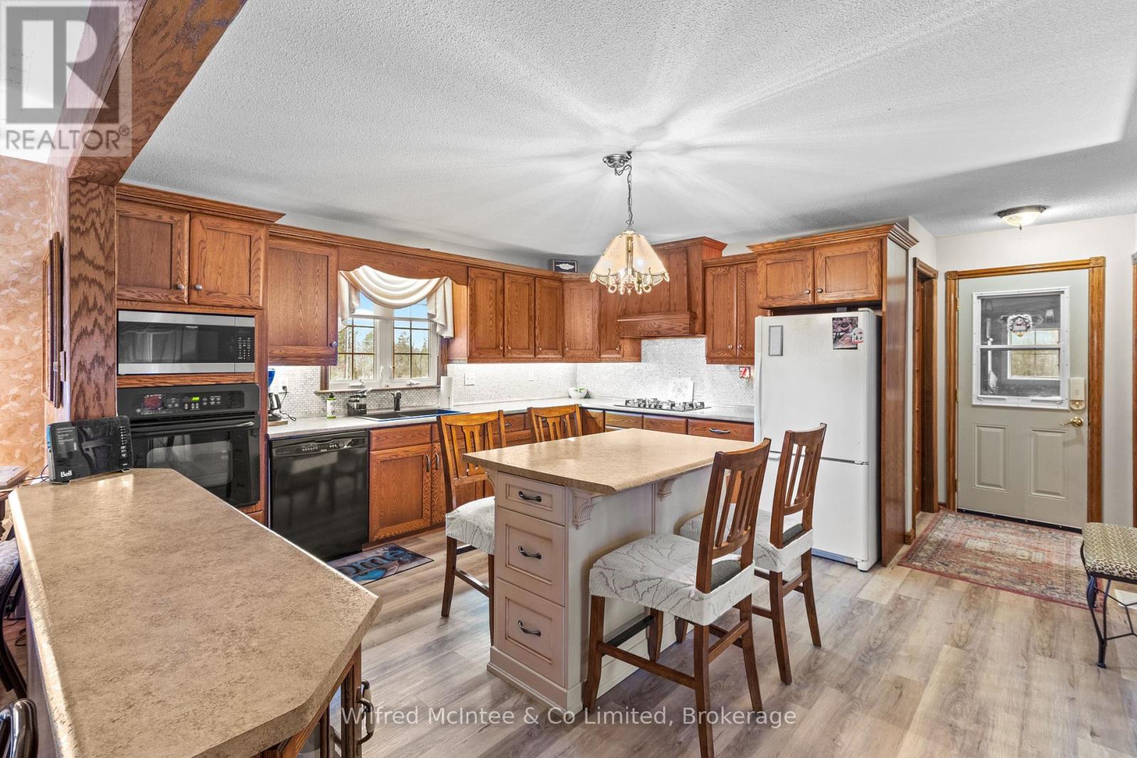 333424 CONCESSION 1 - 8