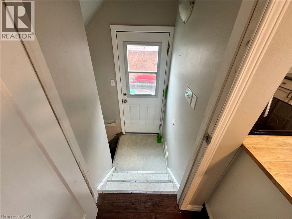 129 EDWARD Street, Cambridge, Ontario, N3C1K4 — Photo 12