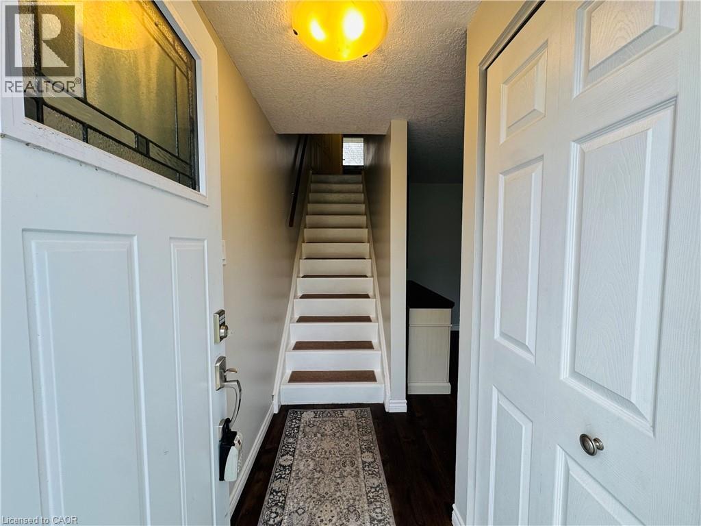 129 EDWARD Street, Cambridge, Ontario, N3C1K4 — Photo 2
