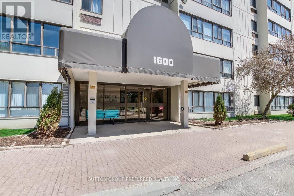 #605 1600 ADELAIDE STREET N - 1